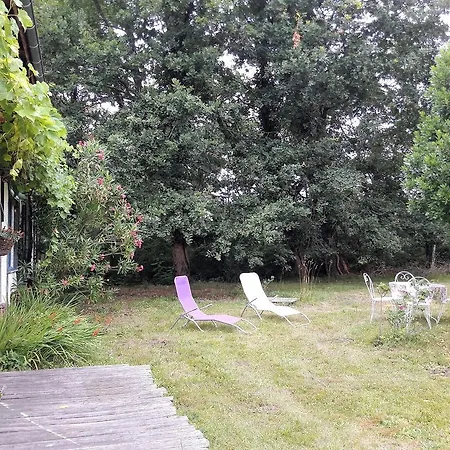 Domaine De Payan Casa de Férias *